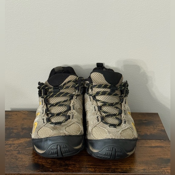 Merrell Men's Yokota 2 Tan and Black Walking Hiking Shoes Boots - Picture 3 of 8